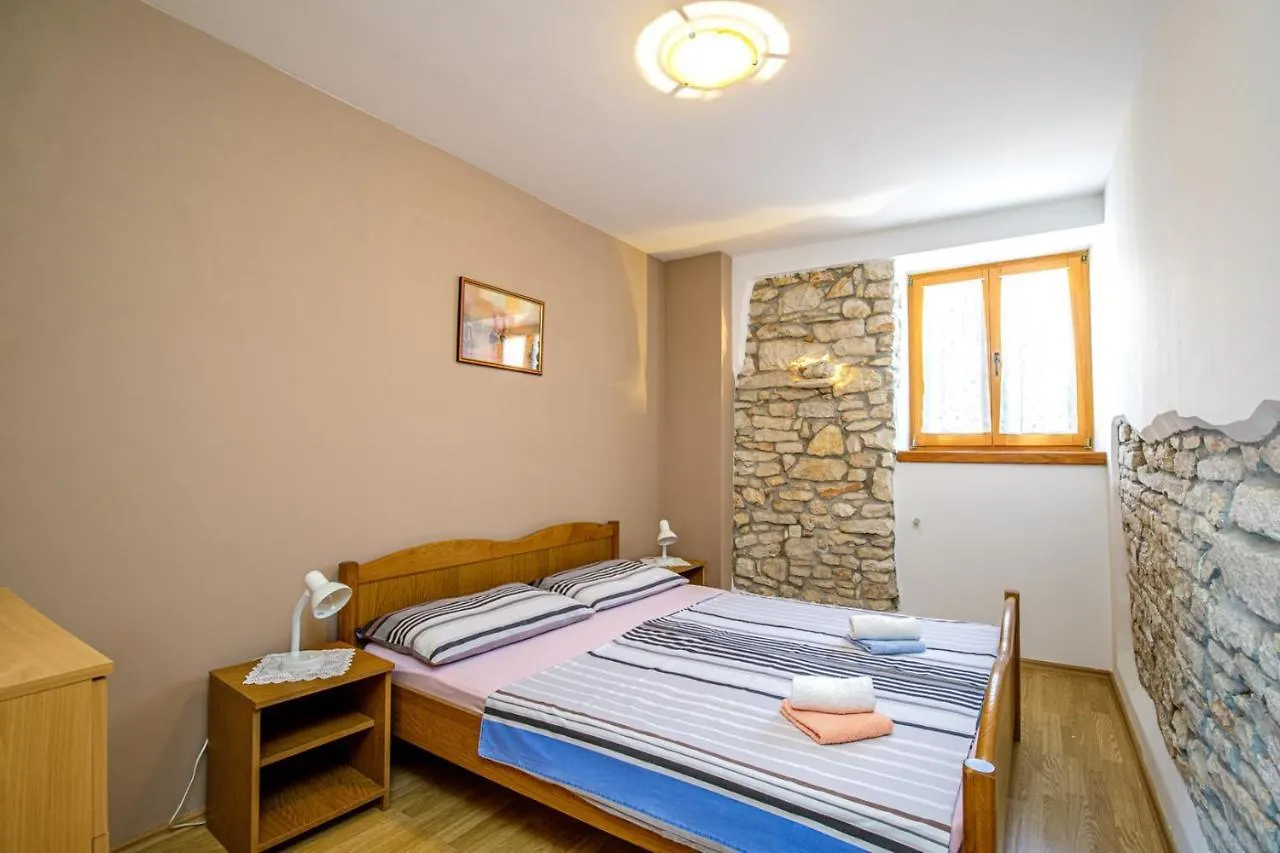 Apartments Mirjana Medulin 3*,  Horvátország
