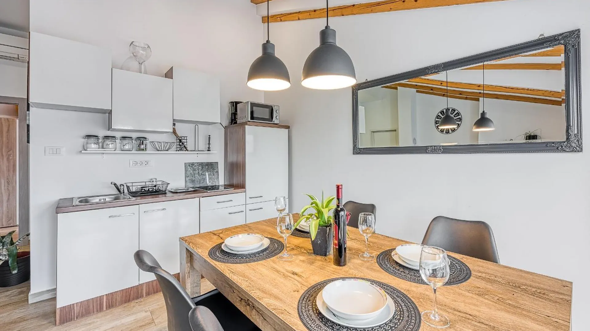 Apartments Mirjana Medulin 3*,  Kroatien
