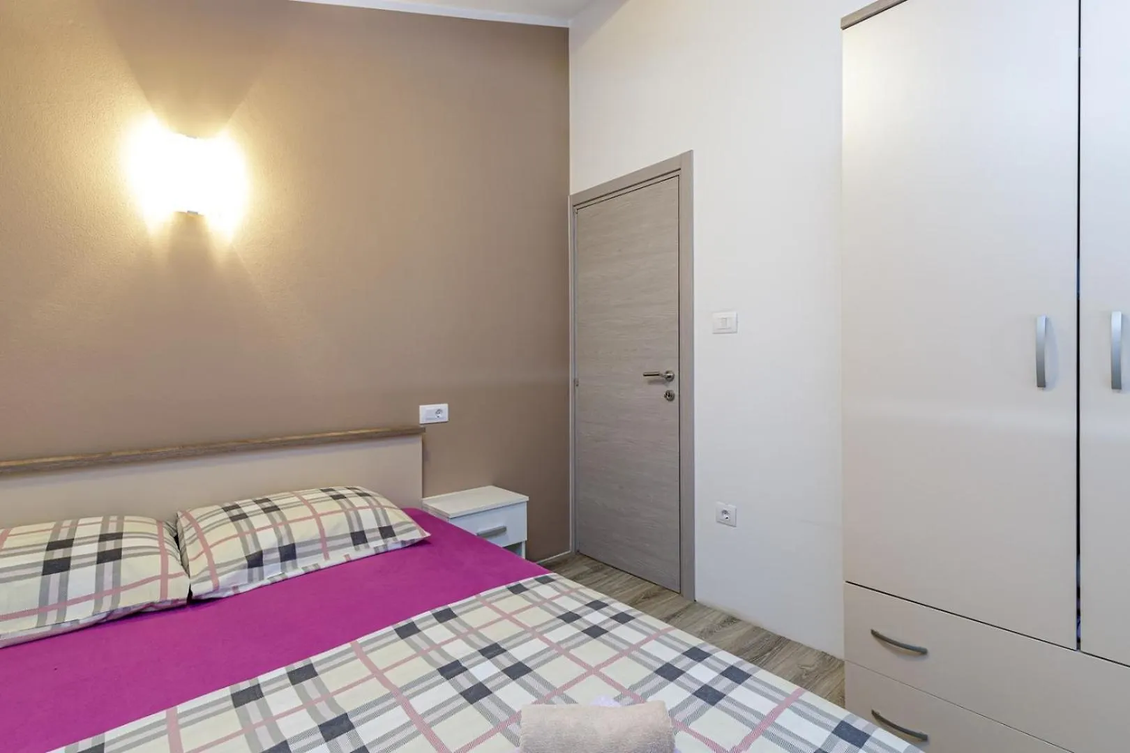 Apartments Mirjana Medulin 3*,